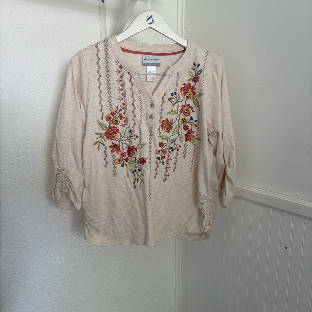 Floral Embroidered Blouse